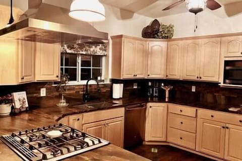 Well-appointed fully equipped kitchen.