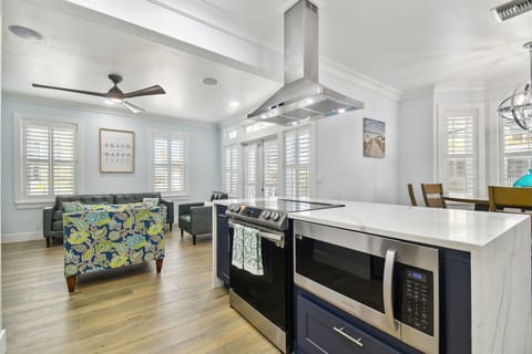 Kitchen/living room area