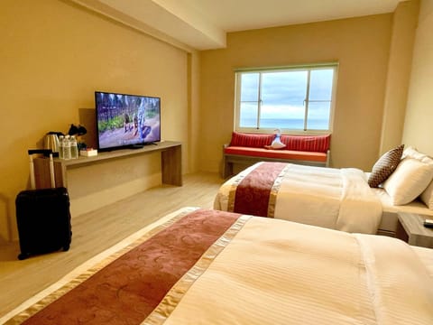 Basic Quadruple Room | WiFi (free), bed sheets