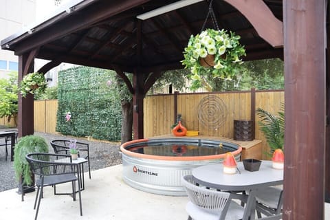 Front yard 