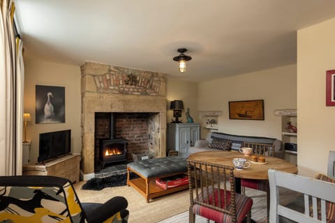 Cottage | Living area