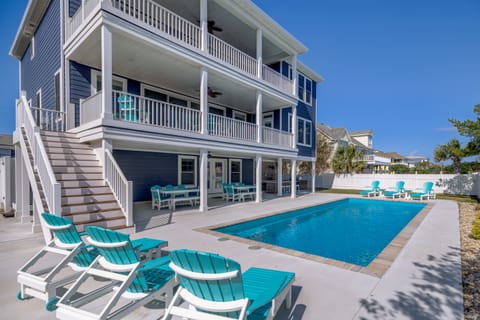 Private Pool Area