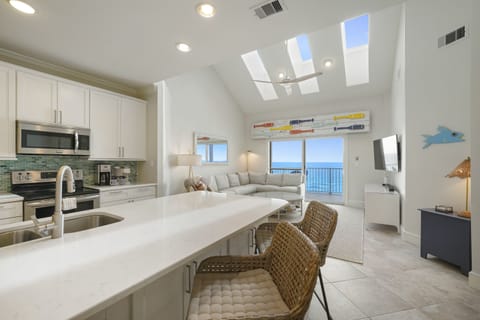 Kitchen with bar seating