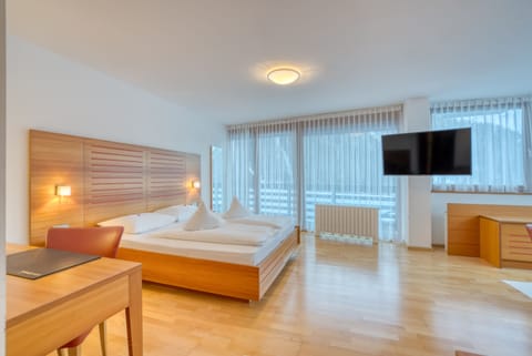 Junior Suite, Balcony | Free WiFi, bed sheets