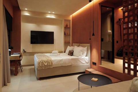 V13 Boho Suite-Veranzerou Street 13 | 1 bedroom, in-room safe, blackout drapes, soundproofing