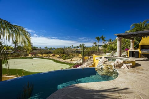 Putting & ocean views