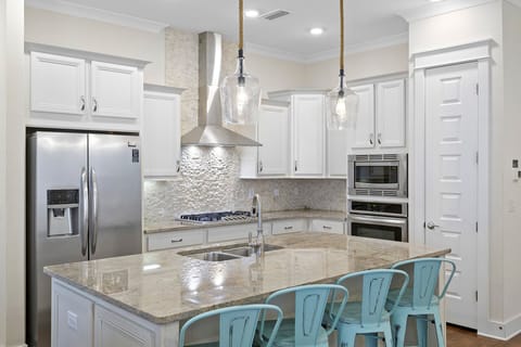 Salt Water Serenity Kitchen