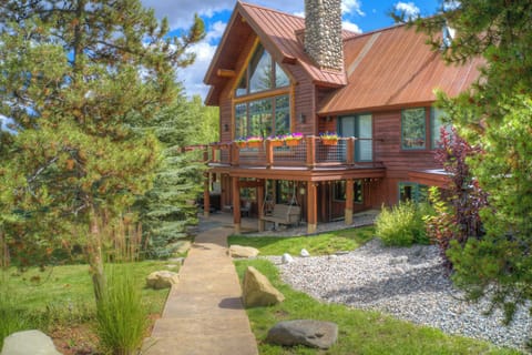 Entry Walkway