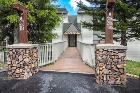 Welcome to Leatherbark 306A