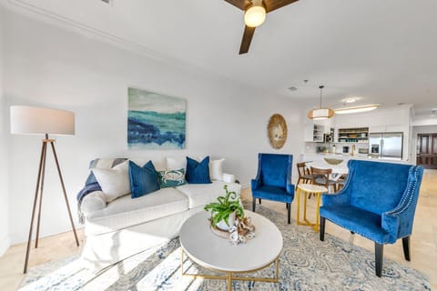 Alternate view of Living Room