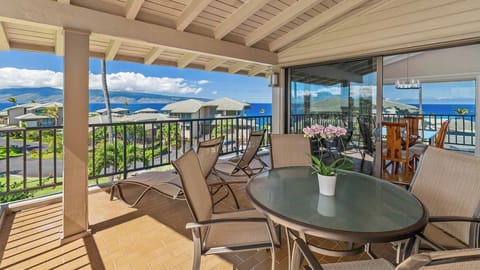 Kapalua Bay Villas #11 B3 - Ocean & Molokai View Covered Lanai - Parrish Maui