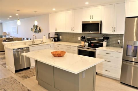 Gulf and Bay Club- A403, Tropical Sands Accommodations