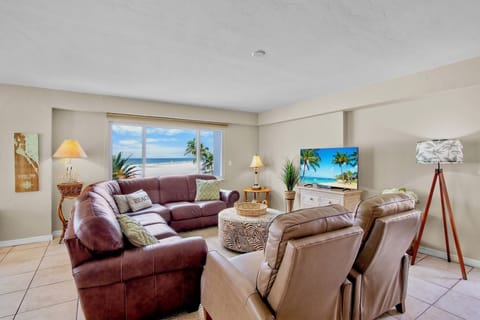 Jamaica Royale 401 by Tropical Sands Accommodations