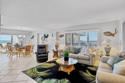 Jamaica Royale 403 by Tropical Sands Accommodations