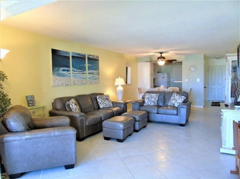 Sunset Royale - 214, Tropical Sands Accommodations