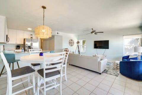 Cedar Key Vacation Rental | 2BR | 2BA | Stairs Required | 1,038 Sq Ft