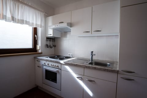 Küche - Ferienwohnung NR. 1