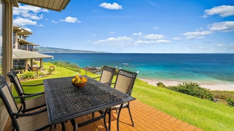 Kapalua Bay Villas #20G2 - Ocean & Island View Dining Lanai - Parrish Maui