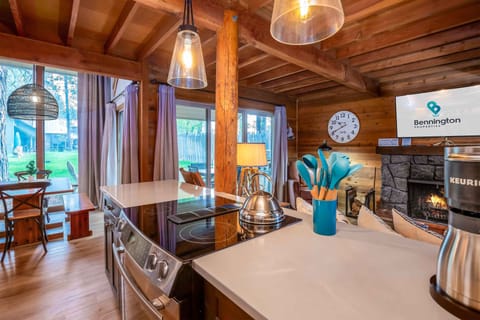 Kitchen - Main Level