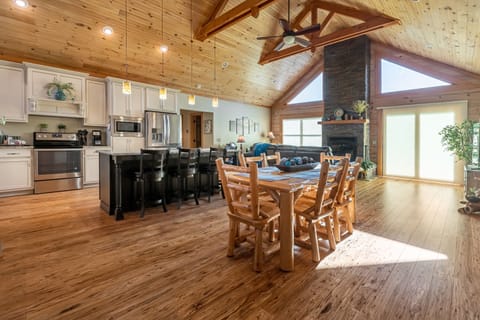 Open concept floor plan 