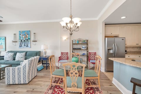 The perfect dining space with seating for 4.