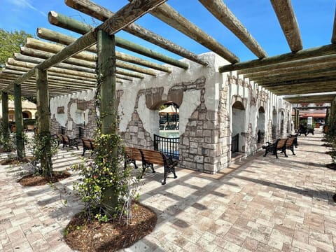 Spanish Springs Town Square 1mile