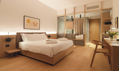 Deluxe Double Room | Premium bedding, down comforters, memory foam beds, minibar