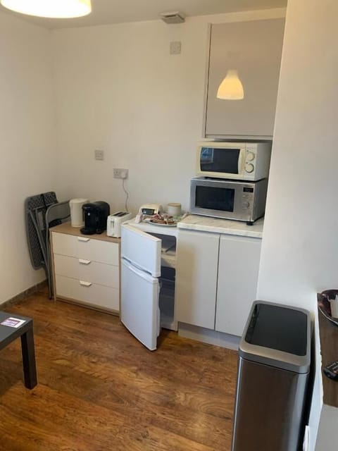 Basic Room | Private kitchen