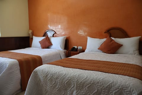 Double Room | Desk, free WiFi