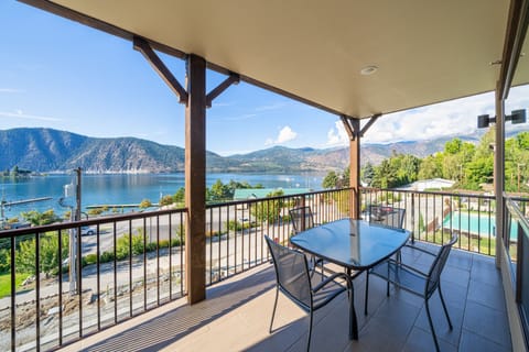 Condo, 3 Bedrooms | Property grounds