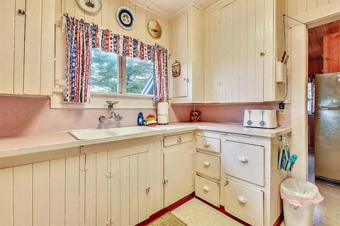 Kitchen at Rustlewood