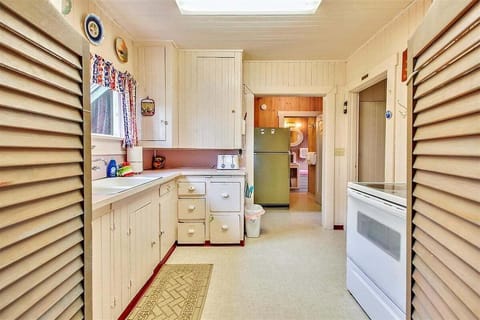 Kitchen at Rustlewood