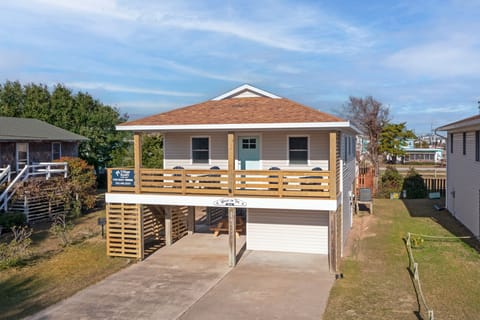 KDN9600: Wright On Time | Front Exterior