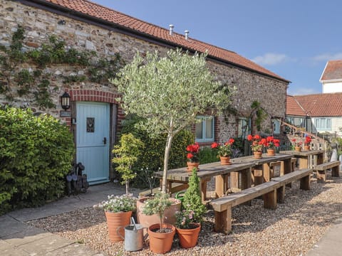 Cottage | Outdoor dining