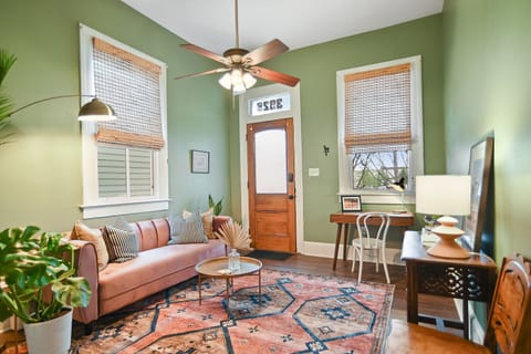 Spacious Living /Work Space Area with great natural light. 
