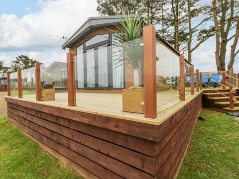 Cottage | Front of property