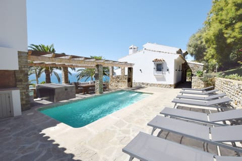 Pool area