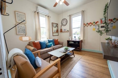 Living Room: Light-filled and comfy—perfect for unwinding in Tucson’s warmth!