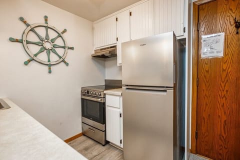 Fully stocked kitchen provides guests all they need to prepare meals