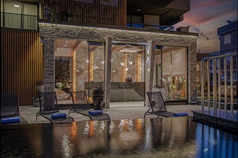 Seasonal outdoor pool