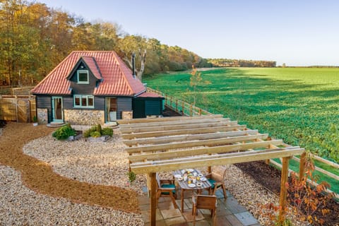 Bumblebee Cottage, Culford Heath: Luxury rural property