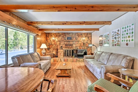 Groveland Vacation Rental | 3BR | 2BA | Steps Required for Access | 2,000 Sq Ft
