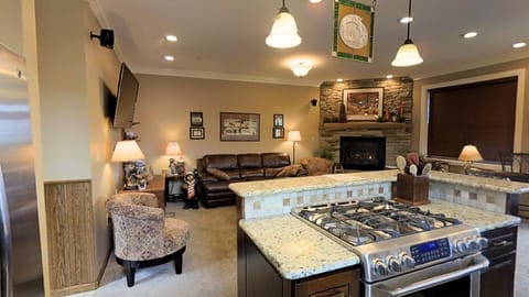 Home Decor, Indoors, Cooktop, Kitchen, Screen