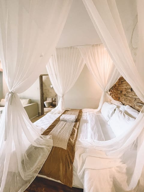 Deluxe Double Room | Free WiFi