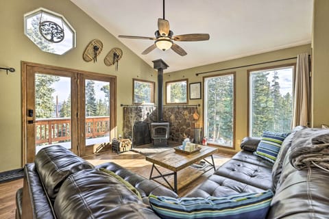 Fairplay Vacation Rental | 3BR | 2BA | 1,600 Sq Ft | Stairs Required