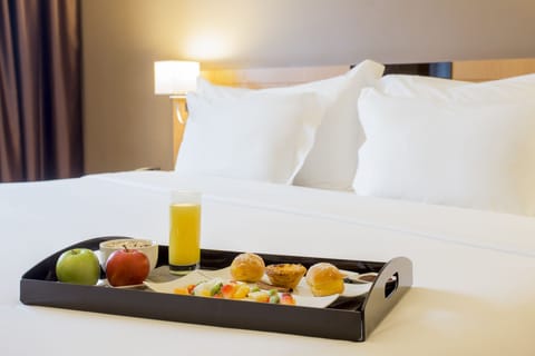 Comfort Premium | In-room safe, desk, soundproofing, free cribs/infant beds