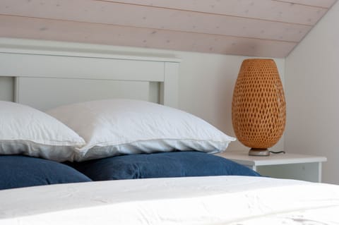 Basic Room | Free WiFi, bed sheets