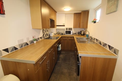 House | Private kitchen | Full-size fridge, microwave, oven, toaster