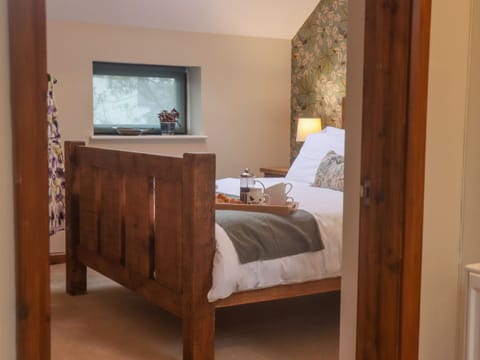 1 bedroom, individually decorated, individually furnished, free WiFi