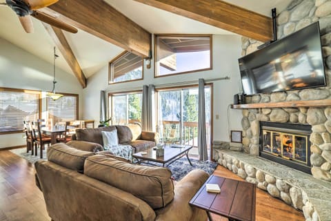 Incline Village Vacation Rental | 2BR | 2BA | 1,307 Sq Ft | Stairs Required